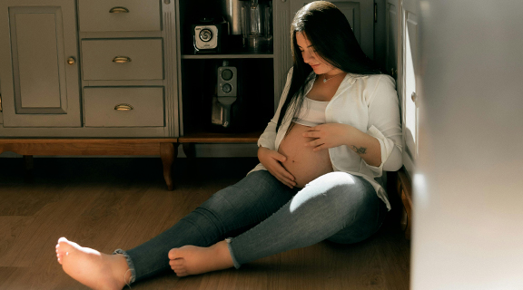 Miedo a un desgarro en el parto: qué ocurre realmente y cómo puedes preparar tu cuerpo
