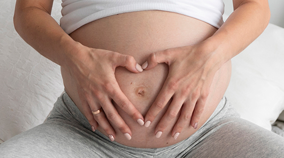 Diástasis abdominal después del embarazo: cómo recuperar tu abdomen y tu suelo pélvico de forma segura